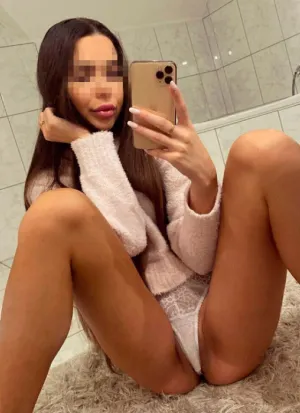 проститутка Алёна, 22, Ялта